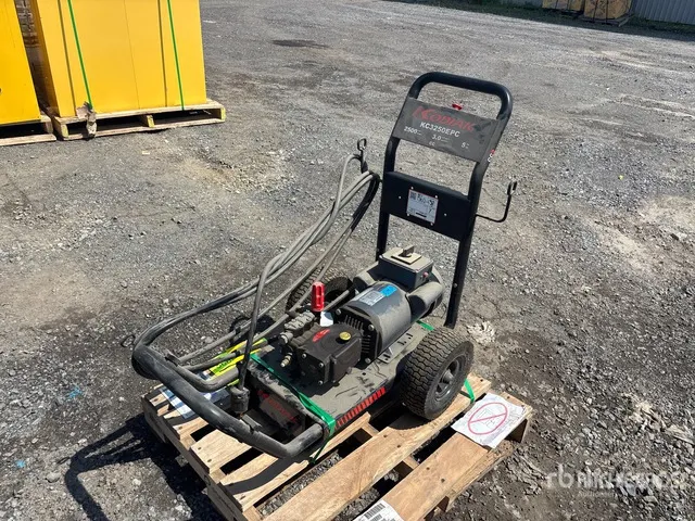 Kodiak KC3250EPC Pressure Washer