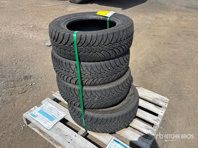 Quantity of 215/65R16 Tires