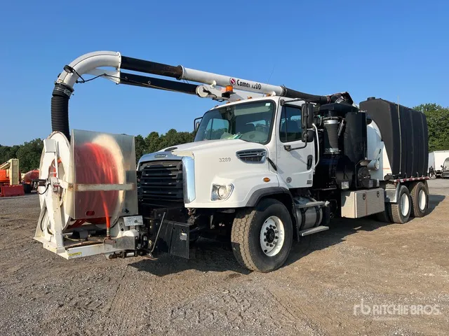 2015 Super Products Camel 1200 on 2015 Freightliner 114SD 6x4 Vacuum Tanker Truck