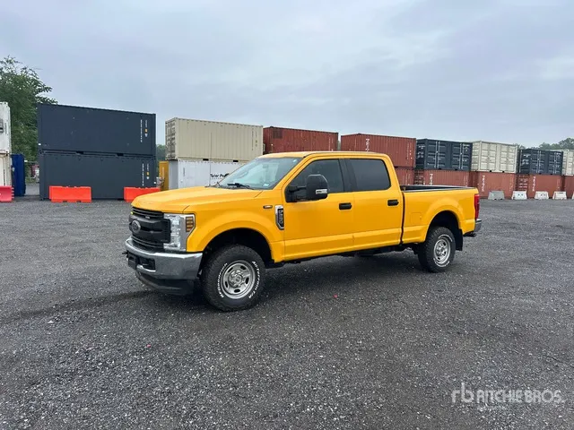 2019 Ford F-250 4x4 Crew Cab Pickup