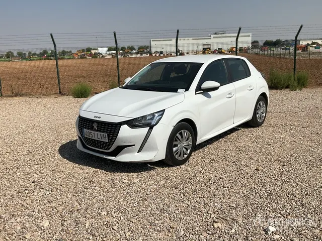 2022 Peugeot 208 Automobile