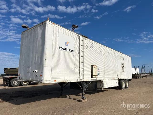 1995 Mormak PV-45 500 kW Control Van with Switch Gear