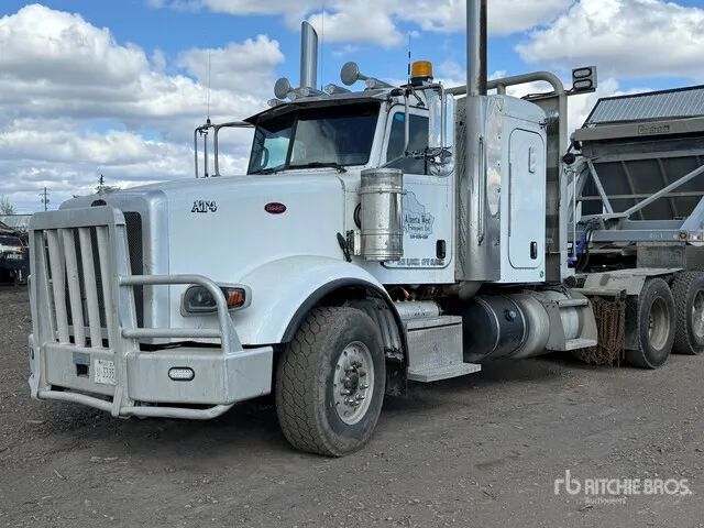 2016 Peterbilt 367 Tri/A Sleeper Truck Tractor