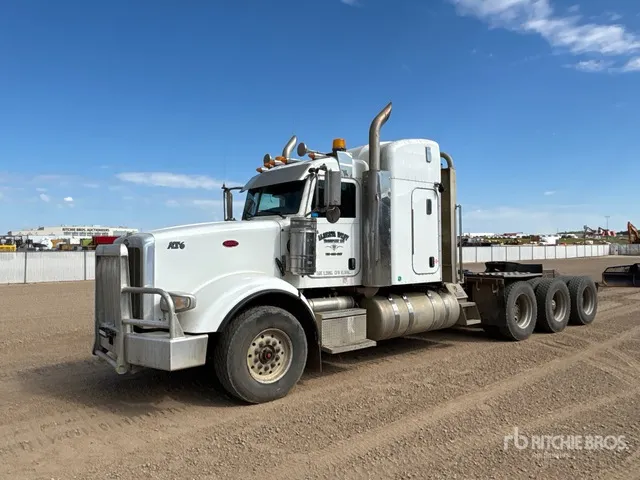 2015 Peterbilt 367 8x6 Tri/A Sleeper Truck Tractor