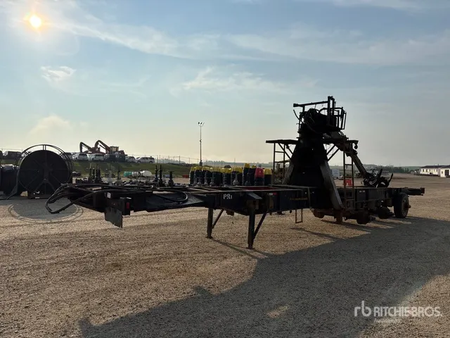 2001 BWS 46 ft Tri/A Self-Loading Log Trailer (Inoperable)
