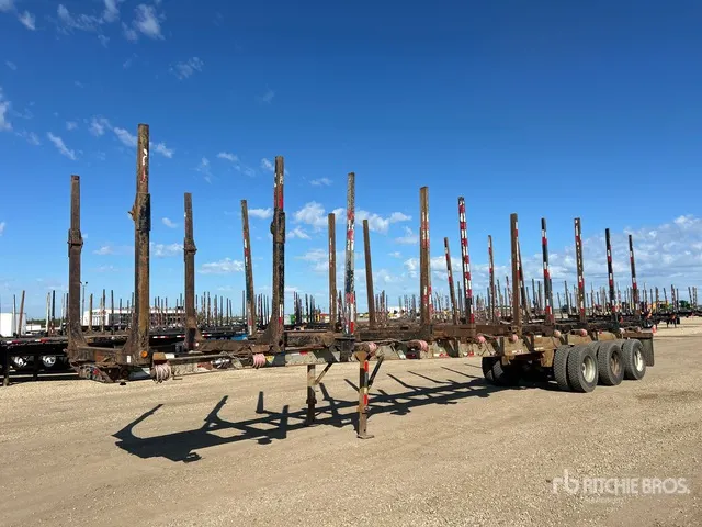 2000 Peerless 48 ft Tri/A Hayrack Log Trailer