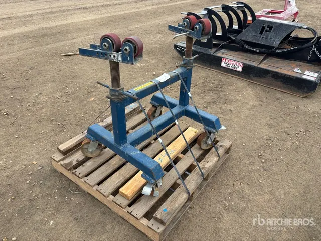 Rolling Tool Stand