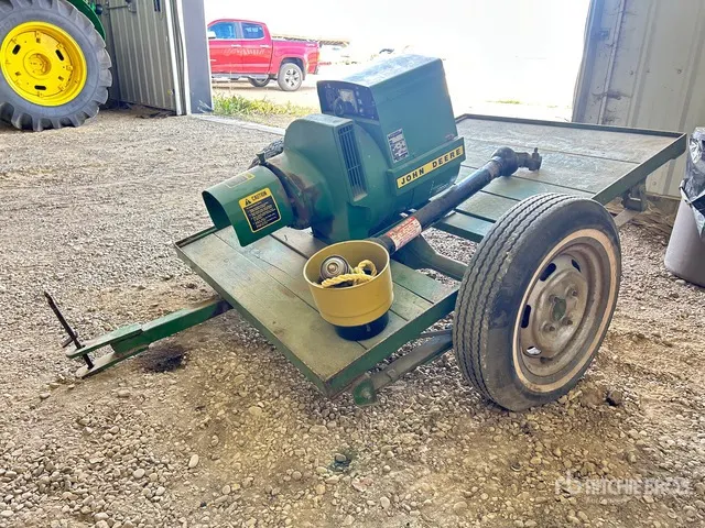 John Deere 15 kW Mobile Generator Set