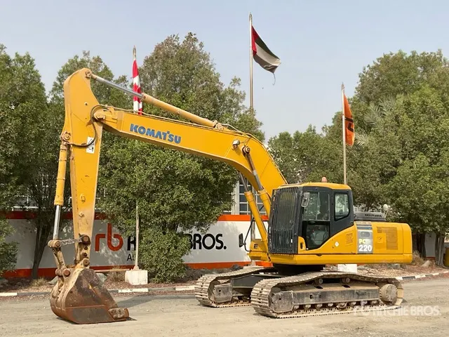 2012 Komatsu PC220-7 Tracked Excavator
