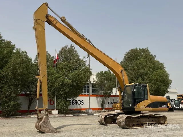 2004 Cat 320C Long Reach Tracked Excavator