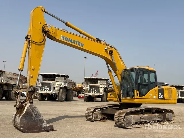 2012 Komatsu PC220-7 Tracked Excavator