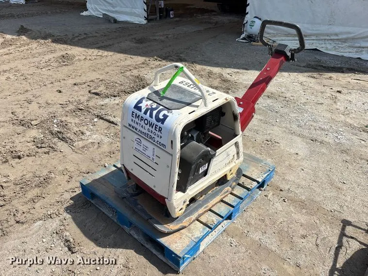 2023 Dynapac DRQ35 plate compactor
