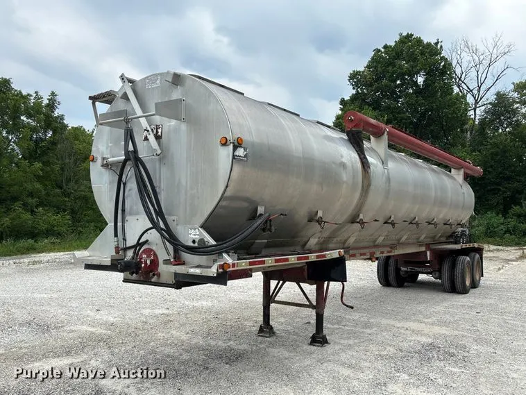 2005 Warren AT-36-SER9 feed delivery trailer