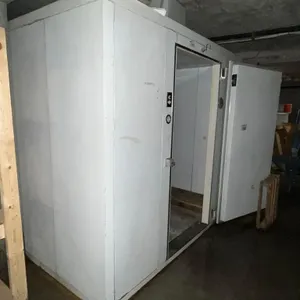 (8'x11'6") Curtis Walk-In Freezer
 UNRESERVED