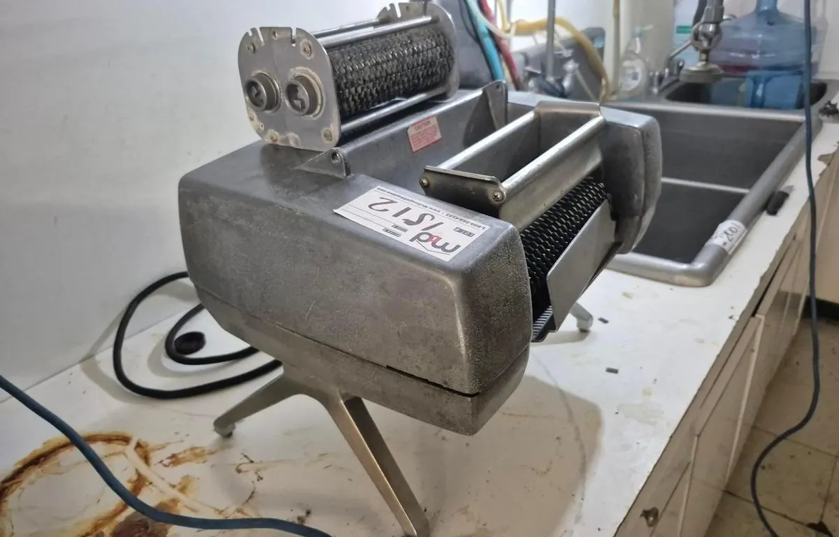 Commercial Electric Meat Tenderizer
UNRESERVED