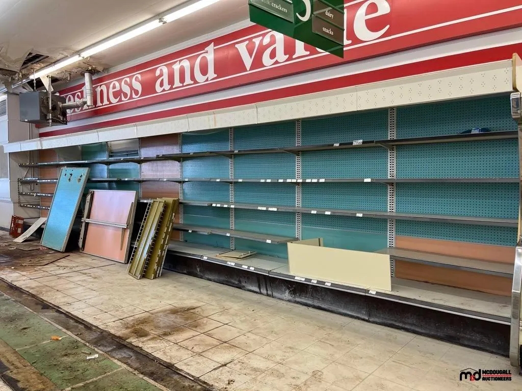 Assorted Shelving Units
UNRESERVED