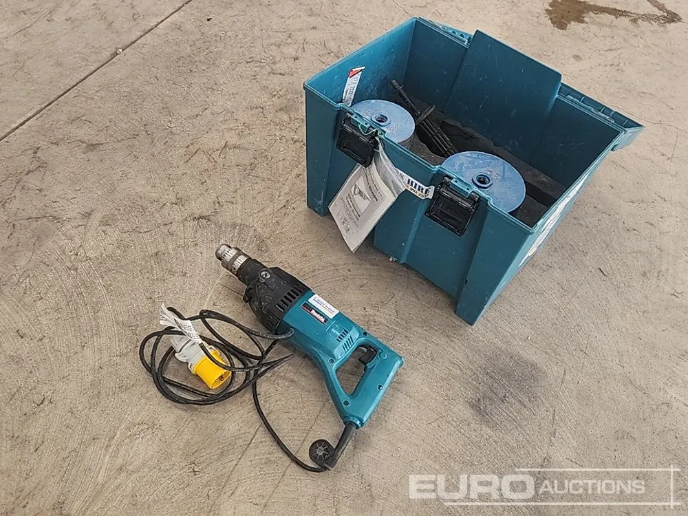 Makita 110 Volt Core Drill & Bits