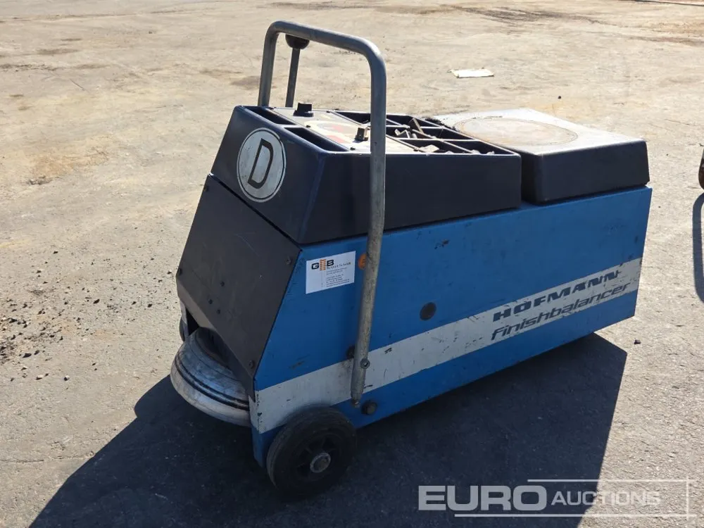 Hofmann Tyre Balancing Machine