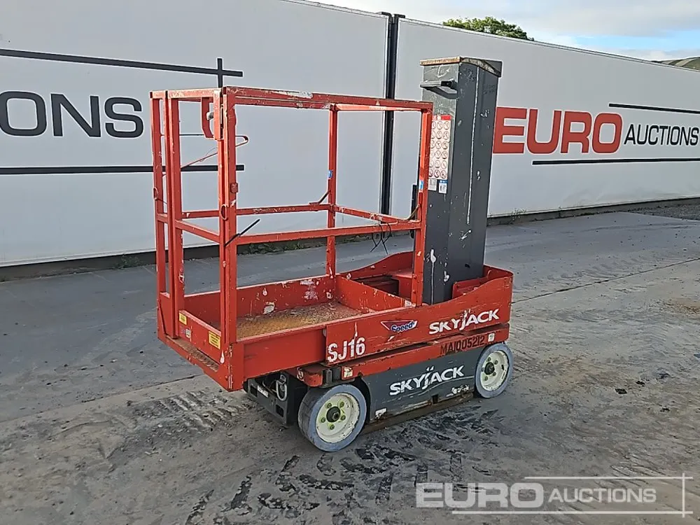 2014 SkyJack SJ16