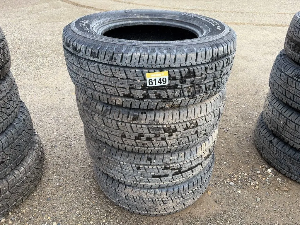 Four Tires - LT275/65R18