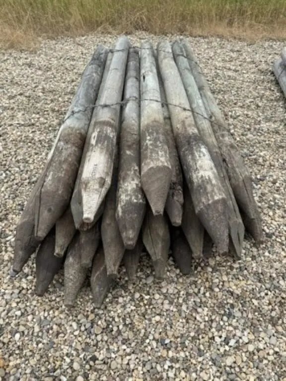 USED 4-5" x 6' Fence Posts /EACH POST