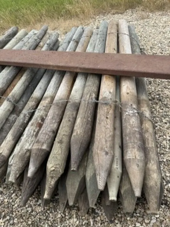 USED 4-5" x 6' Fence Posts /EACH POST