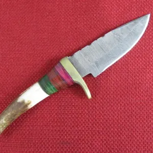 Stag Horn Damascus Steel Knife