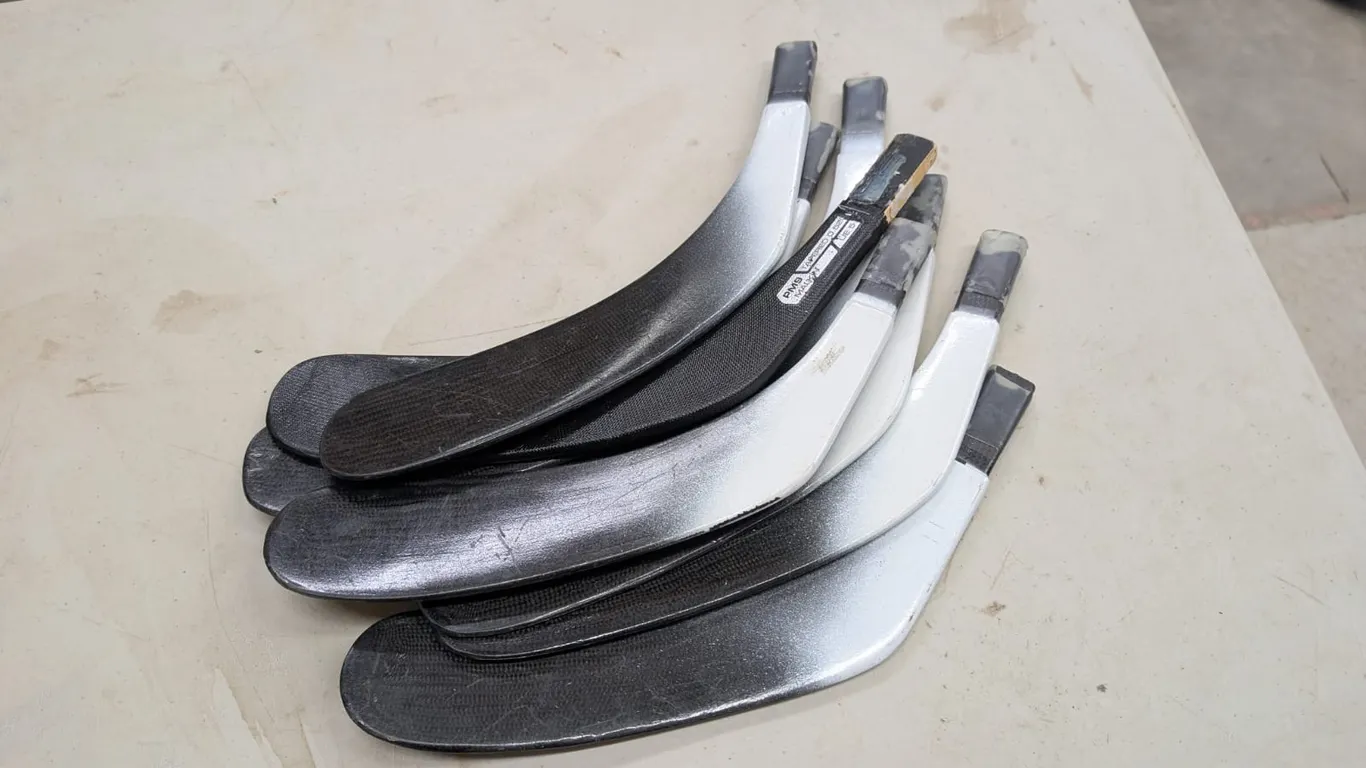 (8) Right Hand Hockey Sticks Blades
