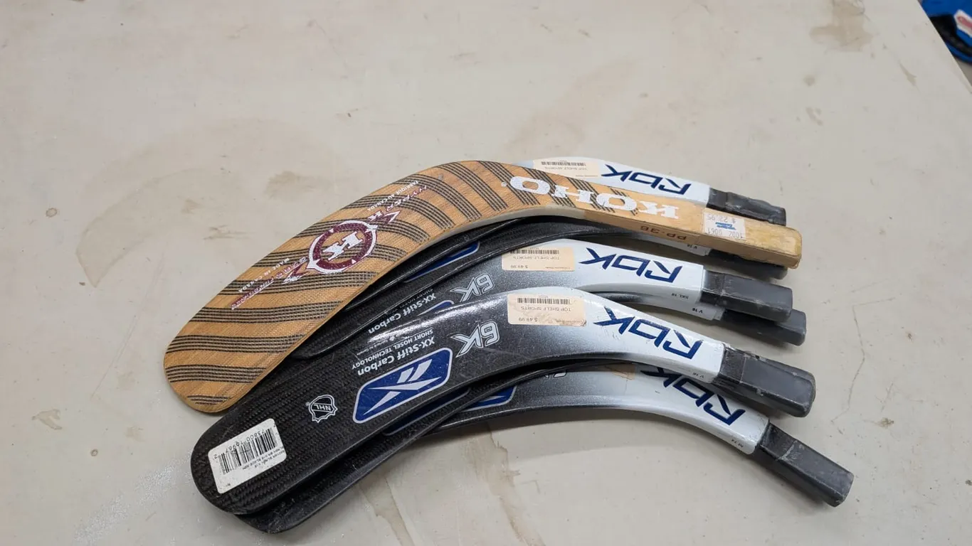 (8) Right Hand Hockey Sticks Blades