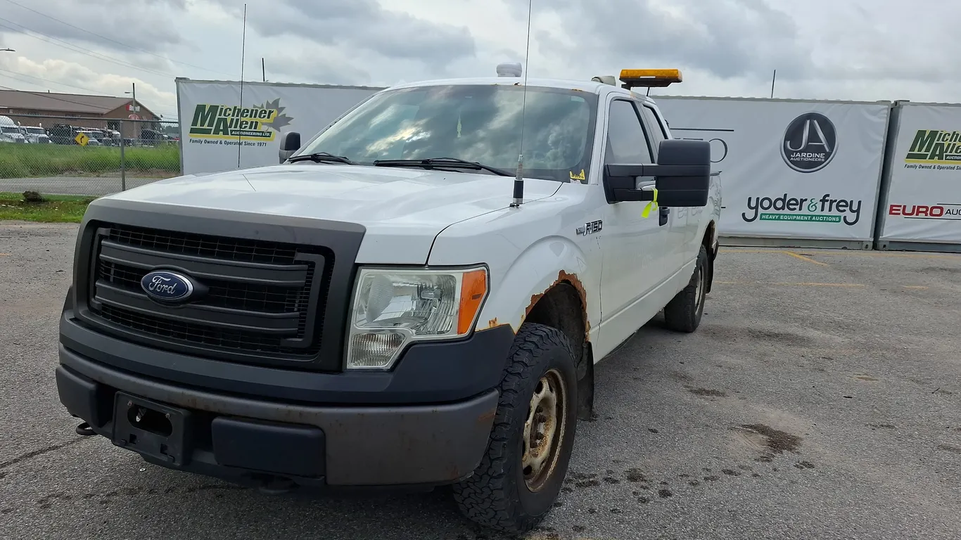 2014 Ford F-150 4x4 XL 4dr SuperCab Styleside 6.5 ft. SB 4x4