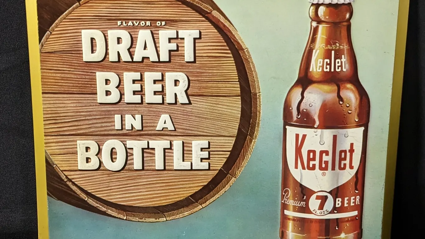 TOC TIN SIGN FLAVOR OF DRAFT BEER IN A BOTTLE KEGLET PREMIUM'
