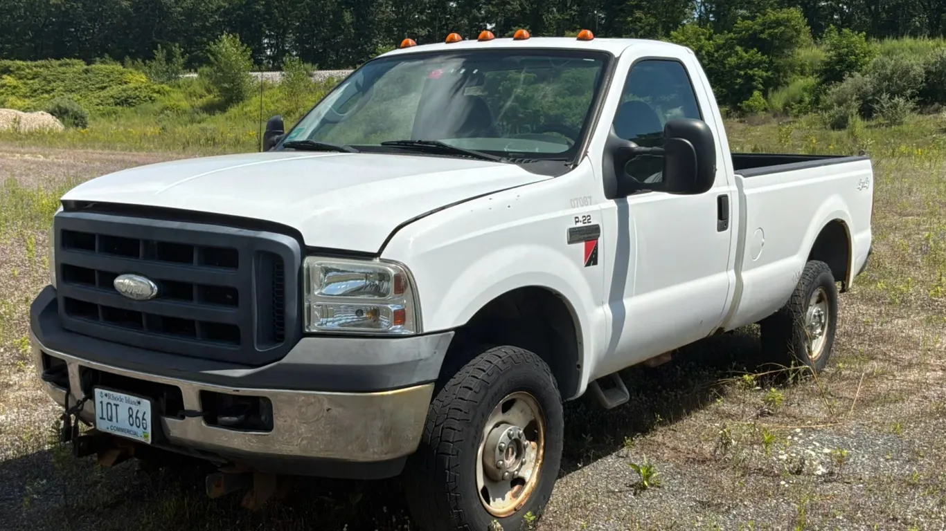 2007 FORD F-250 XL REGULAR CAB 4X4 PICKUP VIN: 1FTNF215X7EB10240