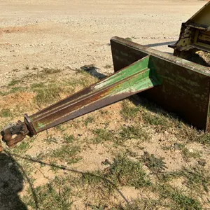 JOHN DEERE PINTLE HITCH ATTACHMENT