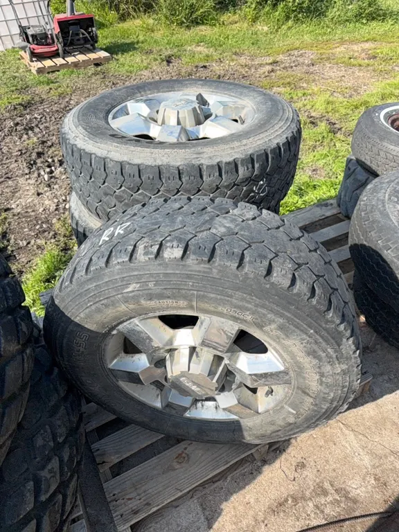 Toyo LT275/70R18 Tirex on 8 Bolt GMC Rims