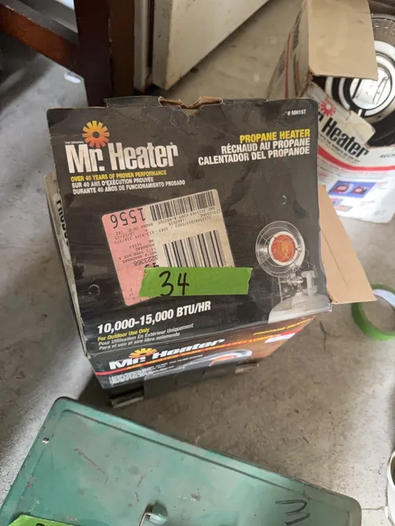 Mr. heater, appears brand new, check photos