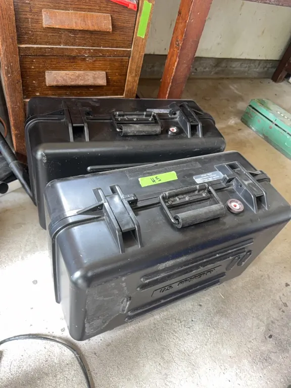 (2) special army boxes, with air valves and auto folding handles, excellent shape, definitely not common