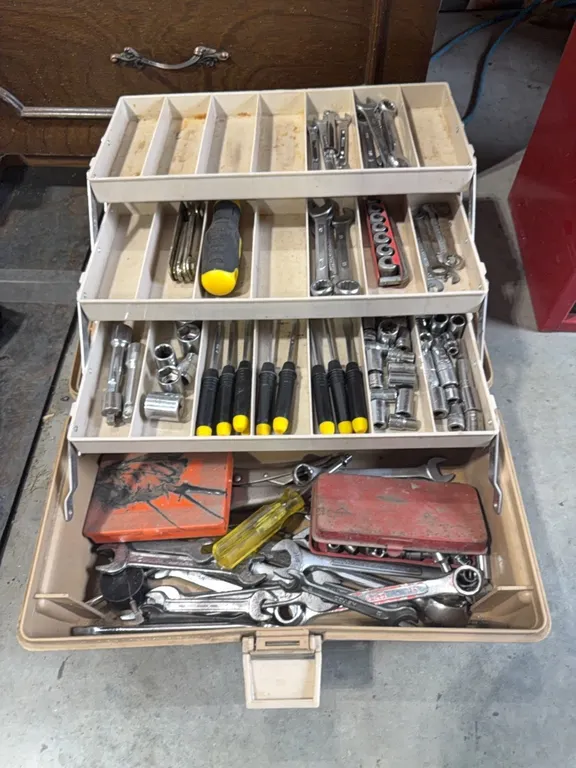 Assorted tool set