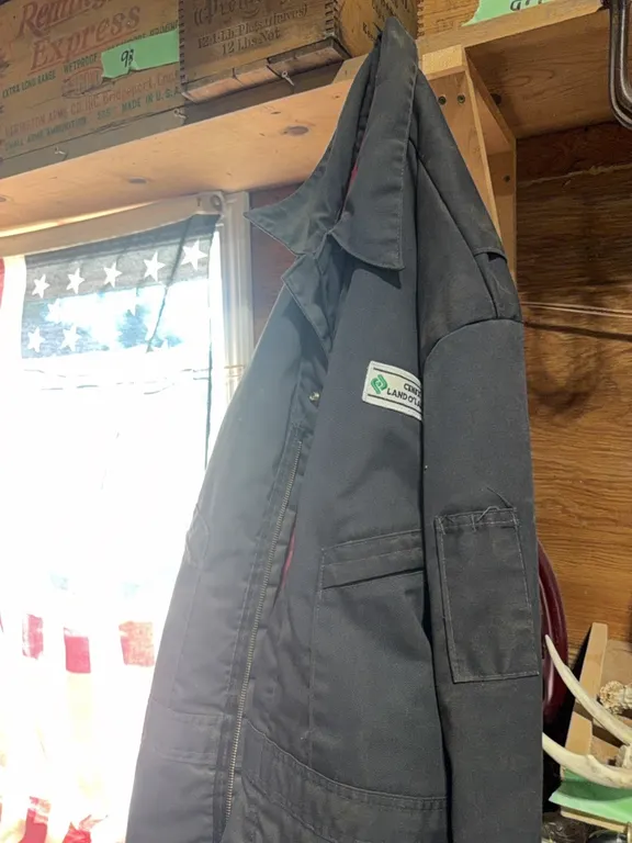 Nice pair of insulated size extra large coveralls, includes hooded sweatshirt