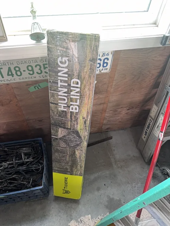 Brand new unopened hunting blind