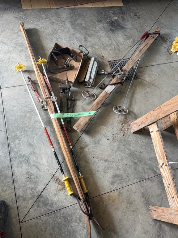 Vintage downhill skis, old scales, other items