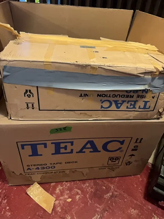 Reel to reel tape deck, noise reduction unit - TEAC and reels 4 boxes