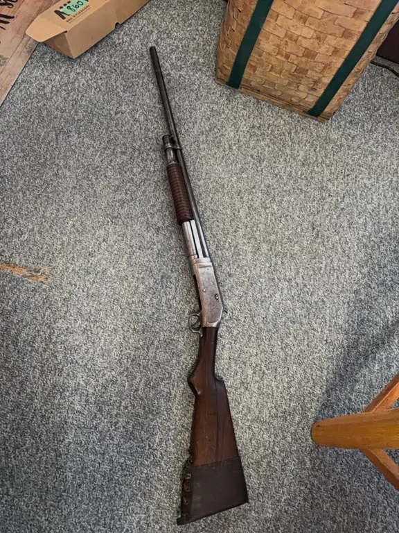 Winchester model 1897 12 guage pump shotgun
