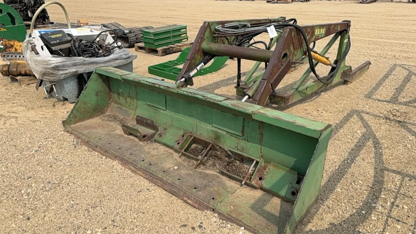 ID 4363 John Deere 46A Loader w/4010 Mounts