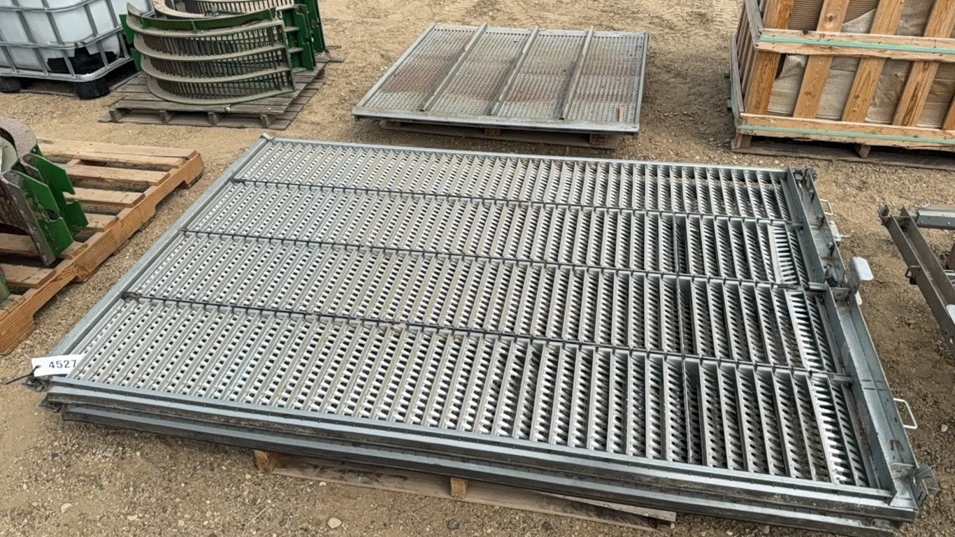 ID 4527 S680 Sieves