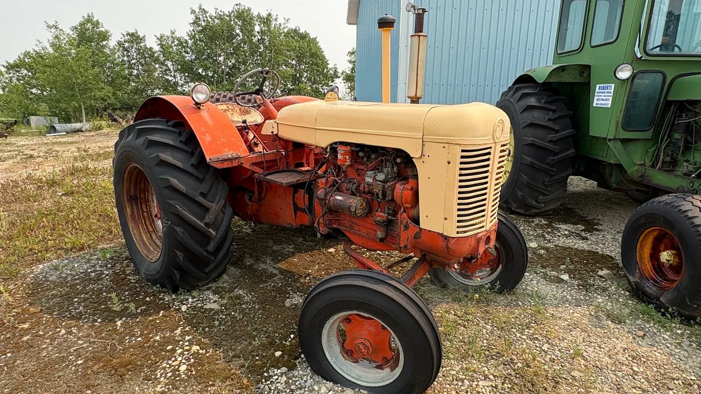 J.I. CASE 400 SERIES TRACTOR