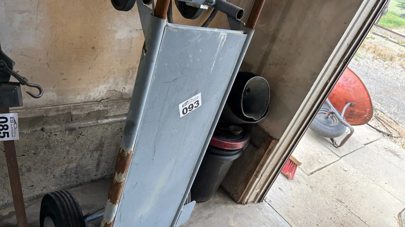 HEAVY-DUTY CONVERTIBLE HAND TRUCK / PLATFORM DOLLY