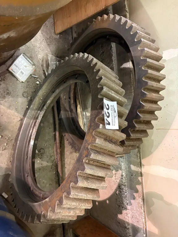 LARGE INDUSTRIAL STEEL RING GEARS