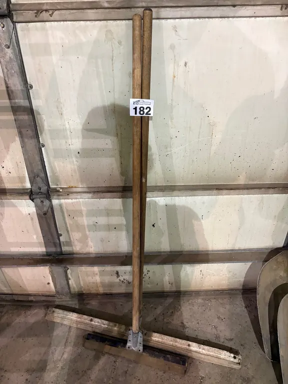 FLOOR SQUEEGEES
