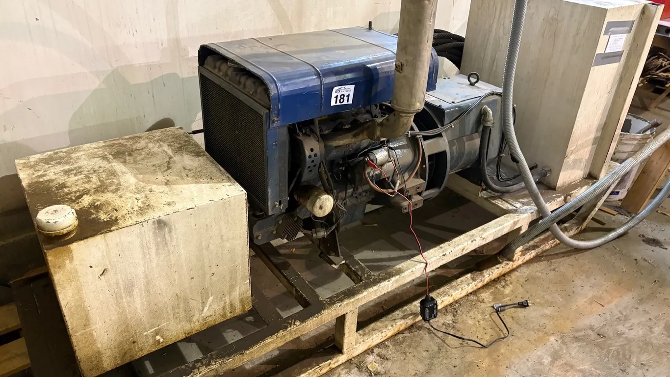 ENGINE-DRIVEN INDUSTRIAL GENERATOR