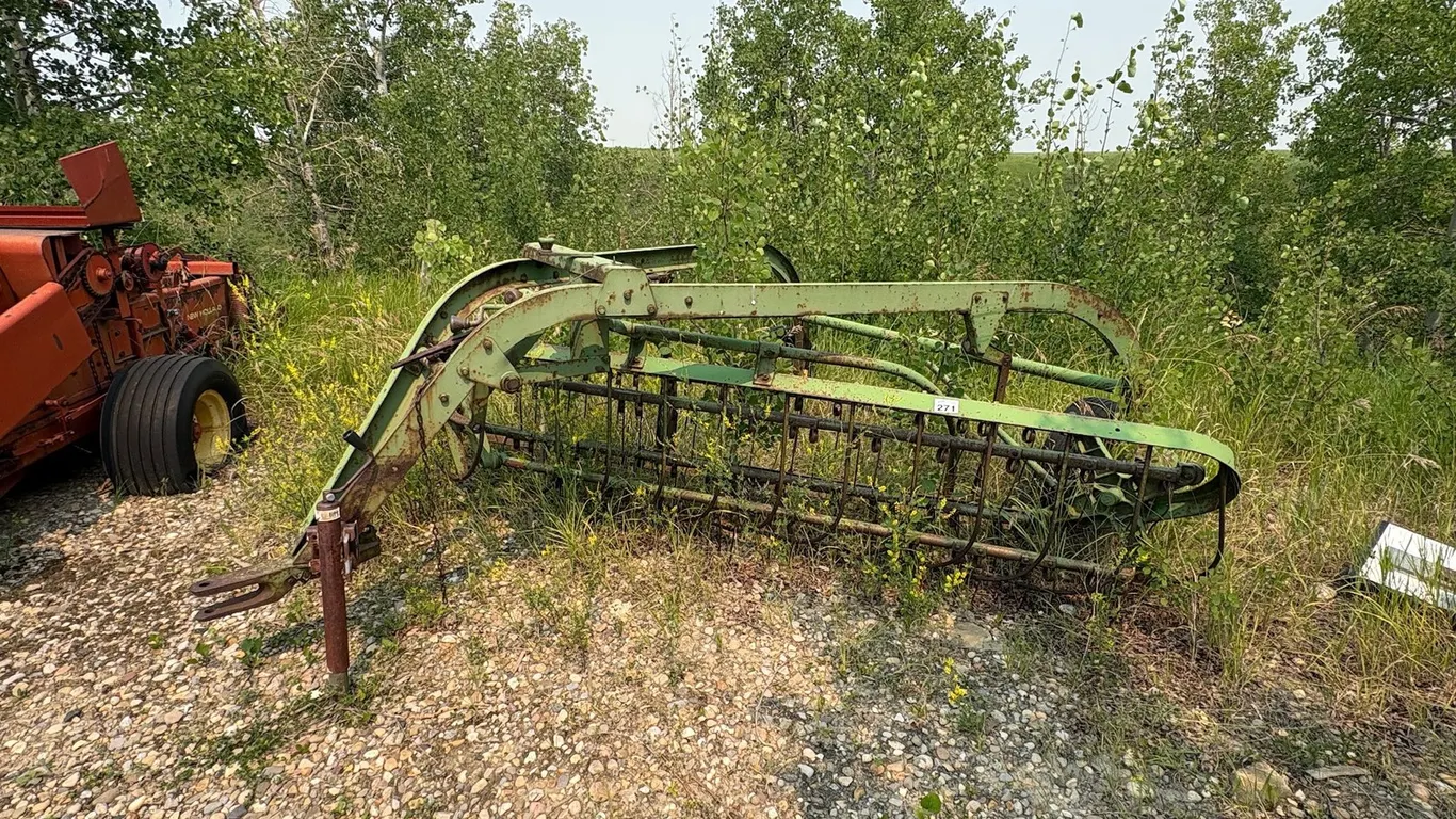 PULL-TYPE SIDE DELIVERY HAY RAKE